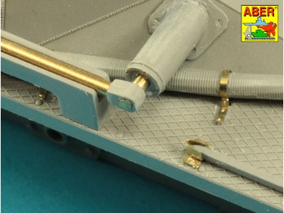 Pz.Kpfw. I, Ausf.A or Ausf.B (Sd.Kfz. 101) Tool & Equipment holders - image 32