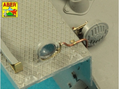 Pz.Kpfw. I, Ausf.A or Ausf.B (Sd.Kfz. 101) Tool & Equipment holders - image 33