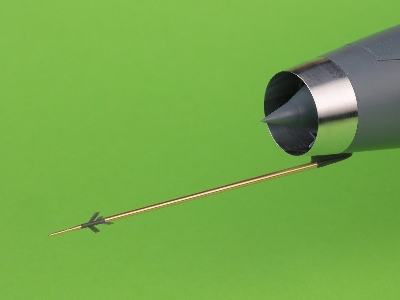 Mig-21 F-13 (Fishbed C) - Pitot Tube With Resin Adaptor (For Eduard) - image 2
