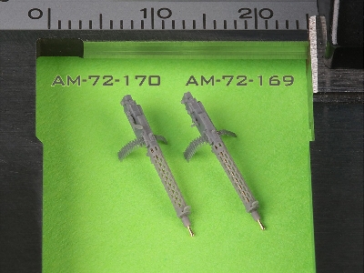German Ww I Machine Gun Spandau Lmg 08/15 (2 Pcs) - With Short Charging Handle - Complete Guns Incl. 3d Resin & Brass Parts - im