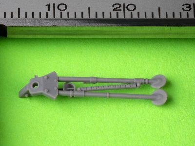 Folded M2 Tripod For Browning M1919 .30 Cal (7,62mm) Machine Gun (1 Piece) - image 2