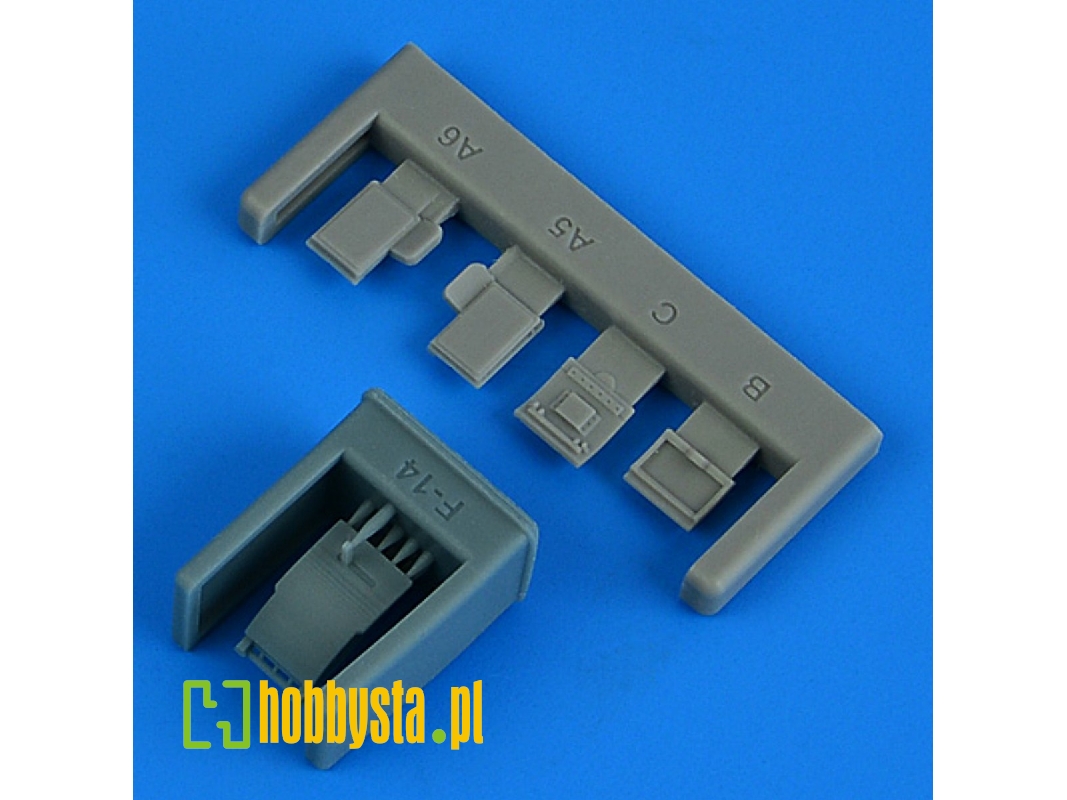 Grumman F-14 D Tomcat - Extended, Folded Ladder (For Tamiay Kits) - image 1