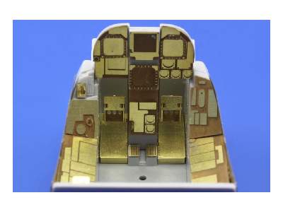 F/ A-18E interior S. A. 1/32 - Trumpeter - image 4