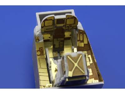 F/ A-18E interior S. A. 1/32 - Trumpeter - image 5