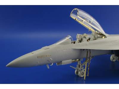 F/ A-18F exterior 1/48 - Hasegawa - image 6