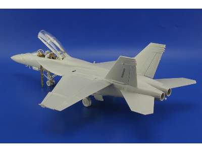 F/ A-18F exterior 1/48 - Hasegawa - image 7