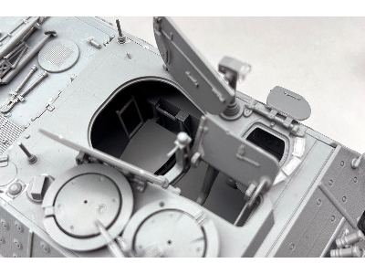 Raketenjagdpanzer Jaguar 2 - image 10