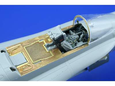 F/ A-18A interior S. A. 1/48 - Hobby Boss - - image 2