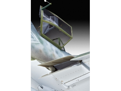 Messerschmitt Bf-109 G-10 Erla - Model Set - image 6