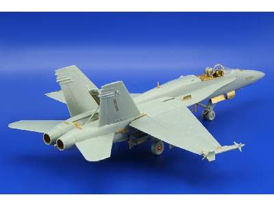 F/ A-18C S. A. 1/72 - Academy Minicraft - image 6