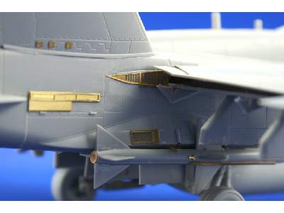 F/ A-18D exterior 1/48 - Hobby Boss - image 13