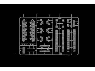 Sherman M4A3E8 Fury - Model Set - image 6