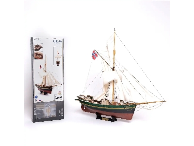 Gjøa Model Ship: Amundsen's Arctic Vessel - image 3