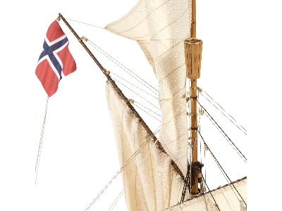 Gjøa Model Ship: Amundsen's Arctic Vessel - image 8