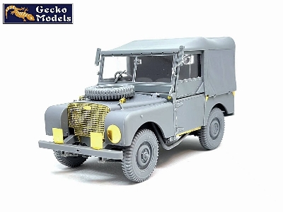 British Fv18001 Mk.1 80in 4x4 Utility Vehicle W/ Canvas Roof Top (Early Prod.) - image 4