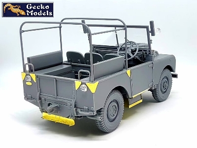 British Fv18001 Mk.1 80in 4x4 Utility Vehicle W/ Canvas Roof Top (Early Prod.) - image 7