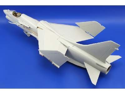 F-8E exterior 1/32 - Trumpeter - image 6