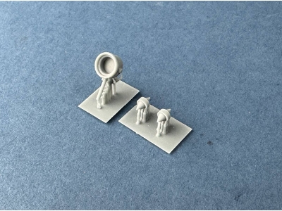Mgebrov-r - Front Lamp & Turret Ventilation Set (3d-printed) - image 1
