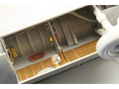 F-8E exterior 1/32 - Trumpeter - image 10