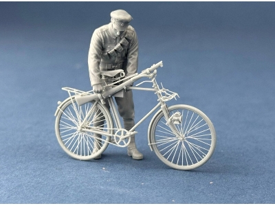 British Army Cyclist Securing His Rifle - image 2