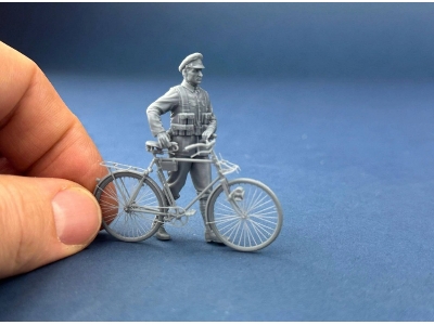 British Army Cyclist Walking With His Bicycle (3d-printed) - image 2