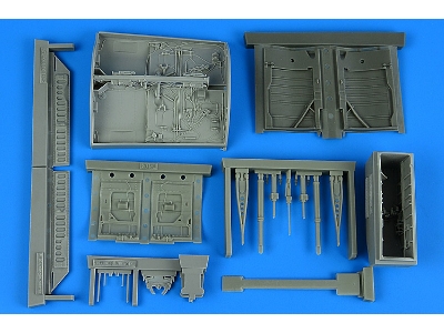 Lockheed F-104 A/C Starfighter - Wheel Bay (For Italeri Kits) - image 1