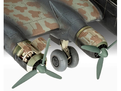 Junkers Ju-290 A-5 / A-7 Seeadler - image 8