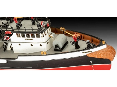 The Firefighter - Harbor Fire Boat (Revell Classics) - image 6