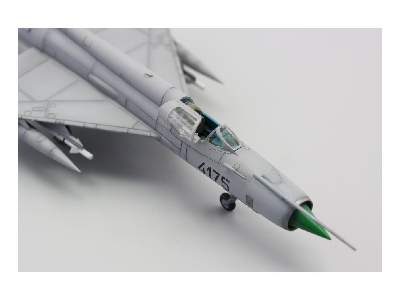  MiG-21MFN 1/144 - fighters - image 4