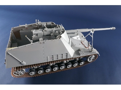 German Sd.Kfz.164 Nashorn - image 33