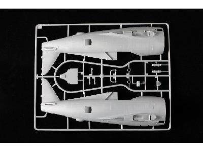 Republic P-47 D Thunderbolt Razorback - image 12