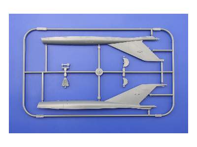 MiG-21SMT 1/48 - image 5