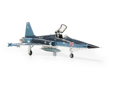 Northrop F-5n+ - Vfc-111 Sundowners - image 4