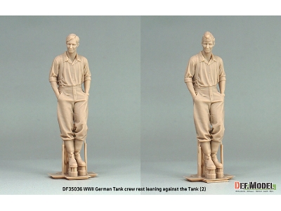 German Wwii Tank Crew - Rest Leaning Front Of Tiger I Set (2 Figures E.W.2 Heads / 3d-printed) - image 3
