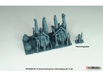 Usmc Uh-1y Venom - 3d-printed Pilot Set (2 Figures / For Academy Kits) - image 9