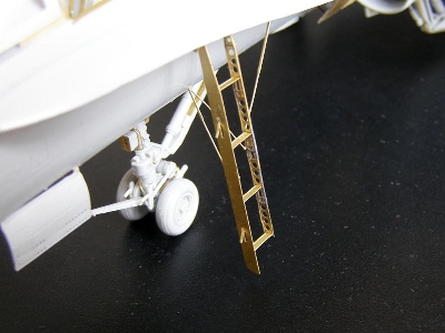 Mcdonnell-douglas F/A-18 C Hornet - Ladder (Designed To Be Used With Hobby Boss Kits) - image 4