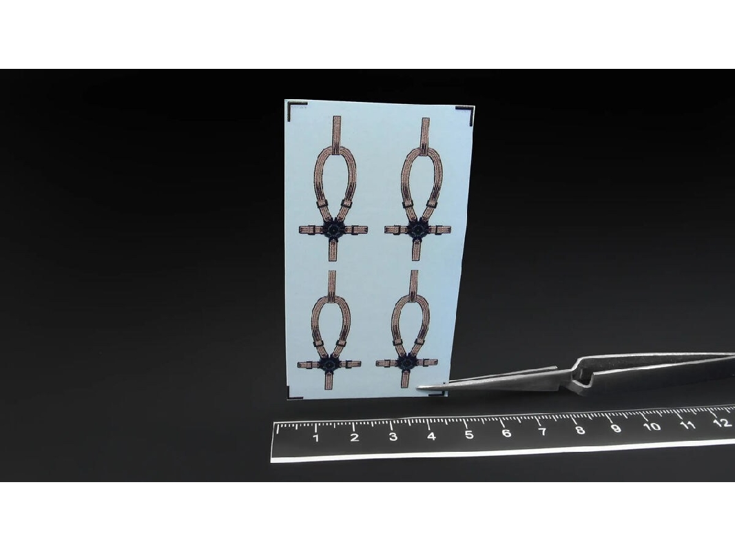 Sikorsky Uh-60 - Seat Belts For Pilot Seats (For Academy, Italeri And Kitty Hawk Models Model Kits) - image 1