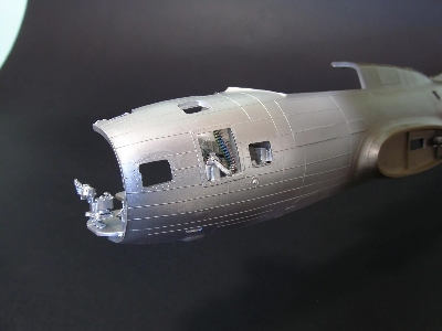 Boeing B-17 F Flying Fortress - Bombardier Cockpit Interior Set (3d-printed / For Monogram Kits) - image 7