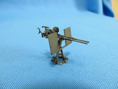 Twin 20 Mm Oerlikon Fixed Mount Guns - image 1