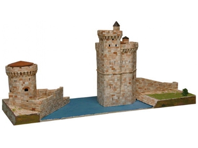 Tower In La Rochelle Harbour - image 1