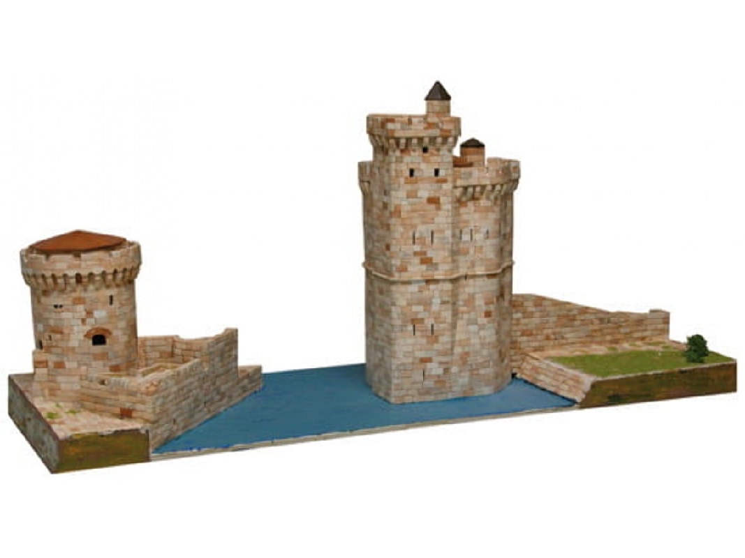 Tower In La Rochelle Harbour - image 1