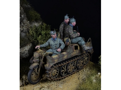 German Waffen Ss Gebirgsjager Kettenkrad Crew (3 Figures Set) - image 4