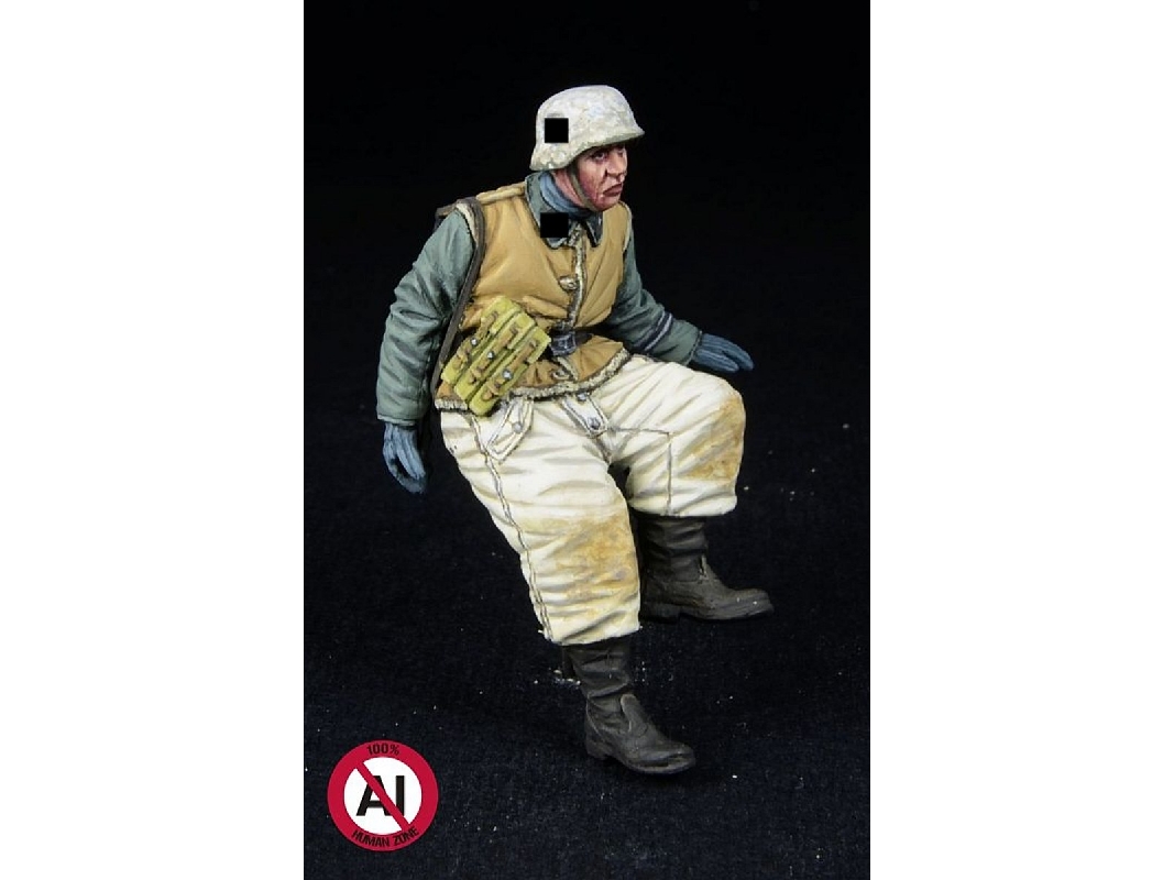 German Wwii Waffen Ss Soldier (Winter 1943-1945 / 2 Figures) - image 1