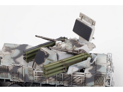 Russian self-propelled anti-aircraft system "Sa-22 Greyhound" - image 5