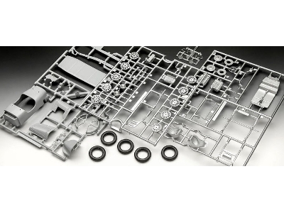 Aston Martin Ulster - Starter Kit (Revell Classics) - image 8