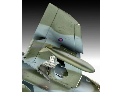 Hawker Hunter T.7 / T.7a - image 9