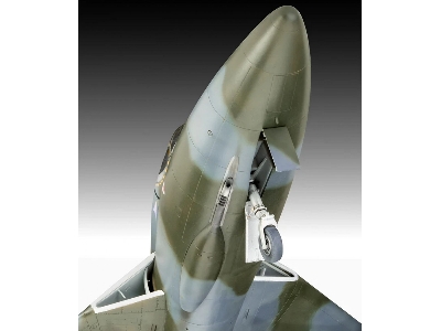 Hawker Hunter T.7 / T.7a - image 11