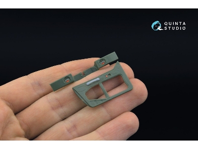 Jgsdf Light Truck Mitsubishi Type 73 Shin - 3d-printed & Coloured Interior With 3d-printed Parts (For Trumpeter Kits) - image 3