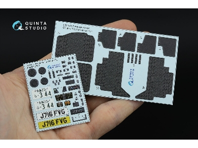 Range Rover Classic 1992 - 3d-printed & Coloured Interior (For Aoshima Kits) - image 2