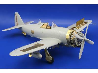 P-47D-20 exterior 1/32 - Trumpeter - image 8